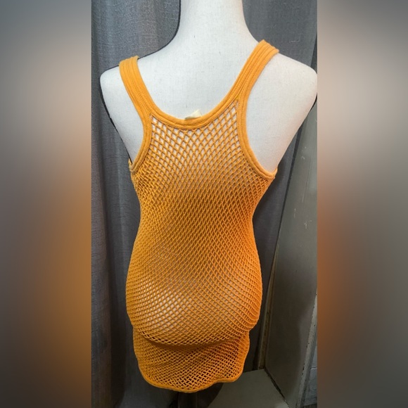 Little girl or preteen net cover up - Picture 3 of 8